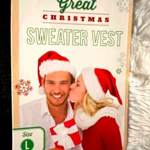 Ladies size large adorable Elf sweater vest, new.